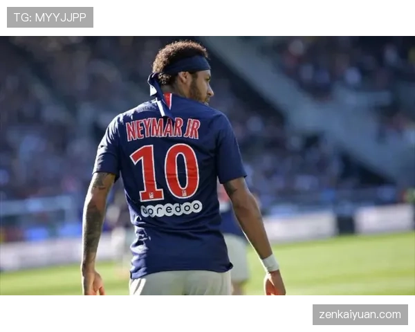 內馬爾居然天天這麼奢侈，家裡像皇宮還這麼愛秀新鞋，平常人真的受不了